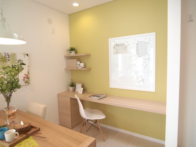 15広々カウンター