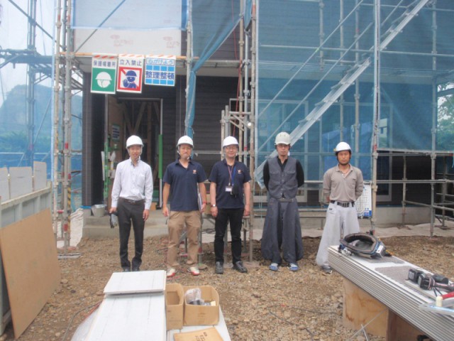 P7103883