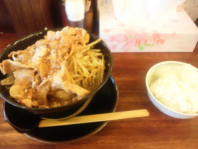 アカギ
