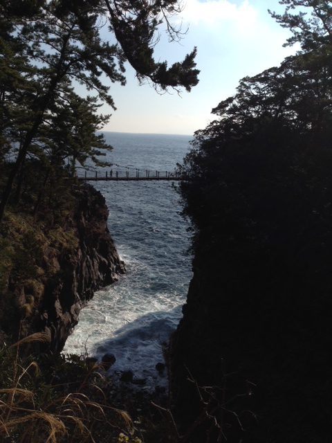 海の上の吊り橋
