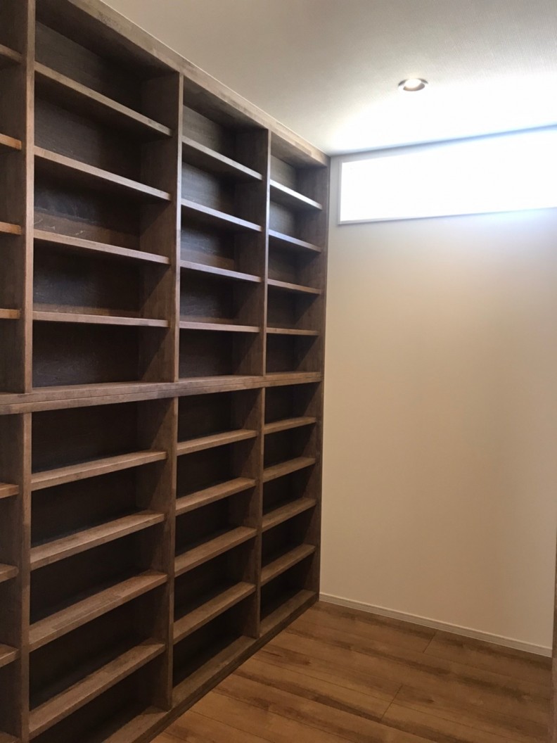 造作本棚漫画書斎平屋