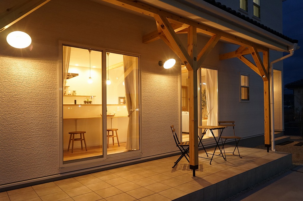 インスタライブ in 夜の八幡町モデルハウス