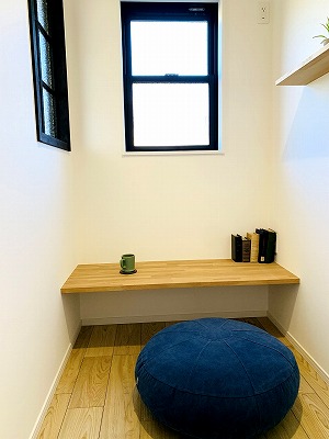 ご主人様用の書斎スペース